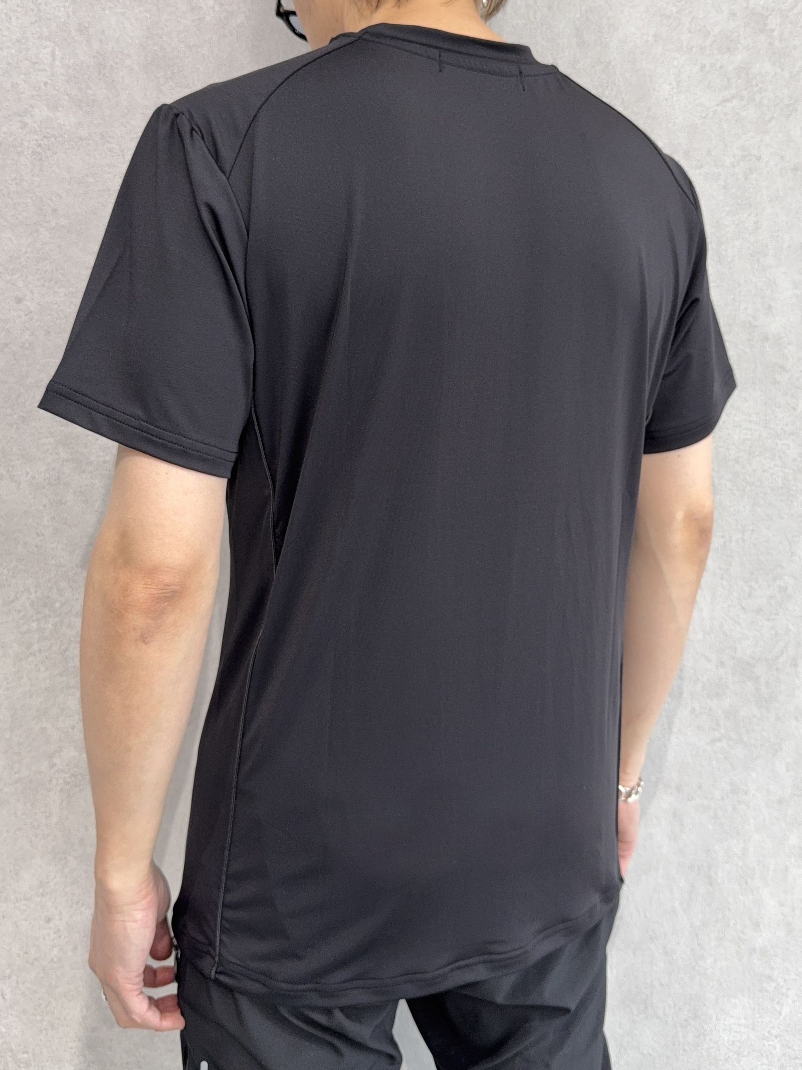 パイピング半袖Tシャツ / ust-25018 / ブラック×ブラック