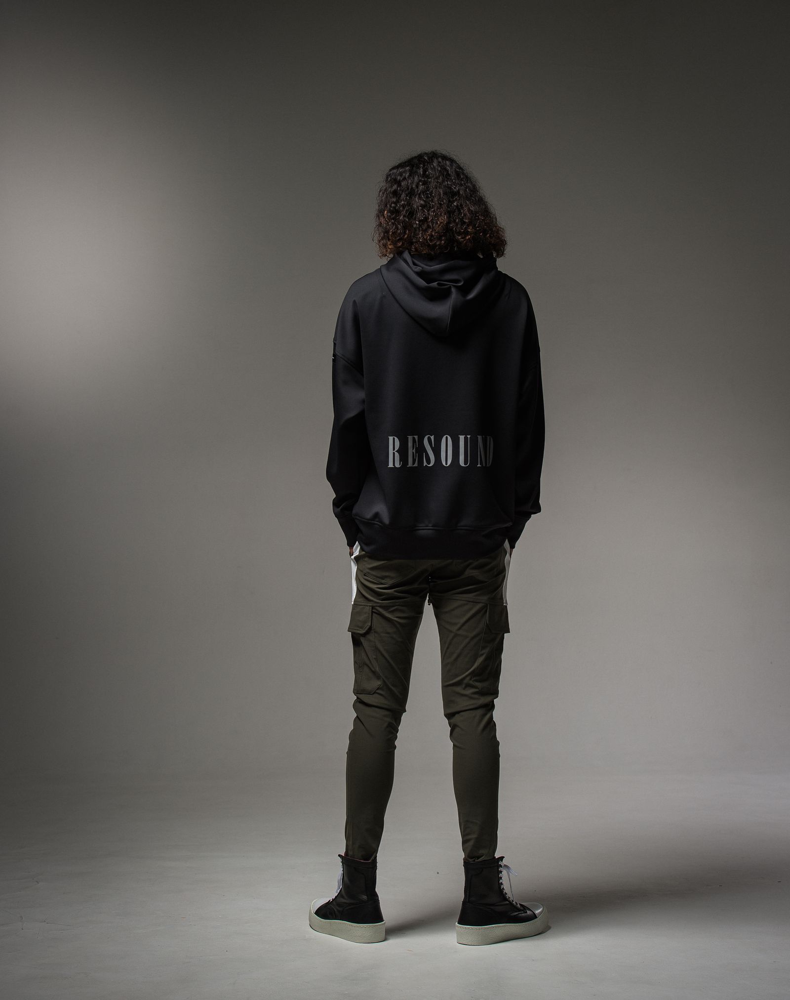 【※期間限定販売※】 REFLECTOR ROGO LOOSE HOODIE / RC23-C-003 / バックロゴパーカー