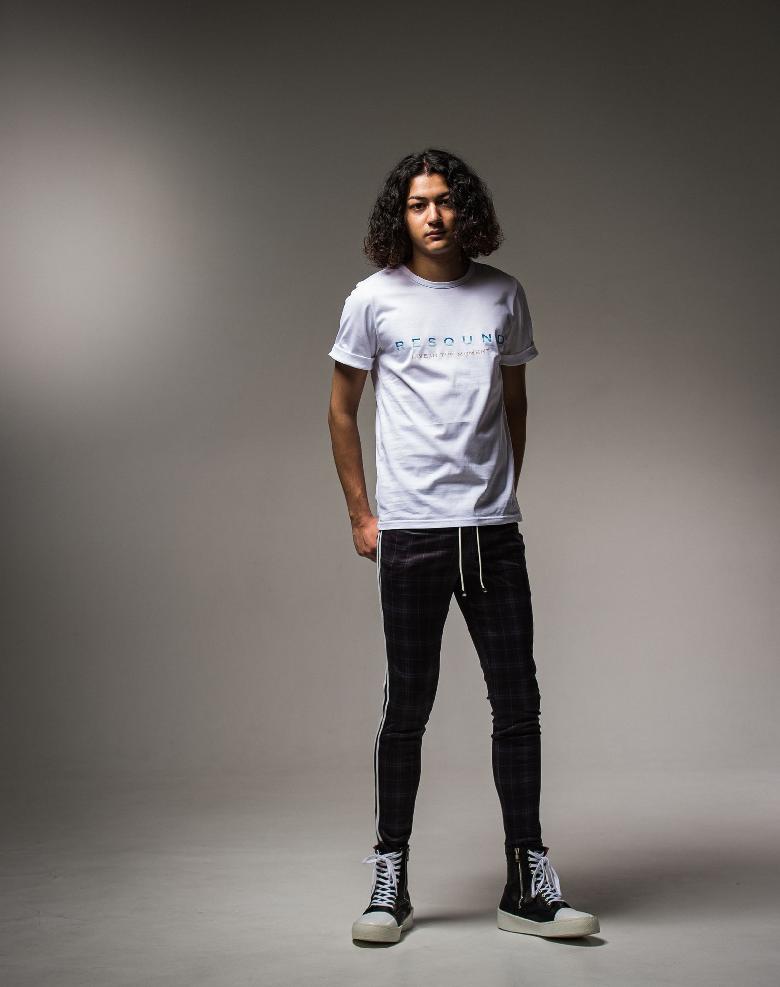 BEACH ROGO ROLL UP JERSEY TEE / RC23-T-004 / ロゴプリントTシャツ