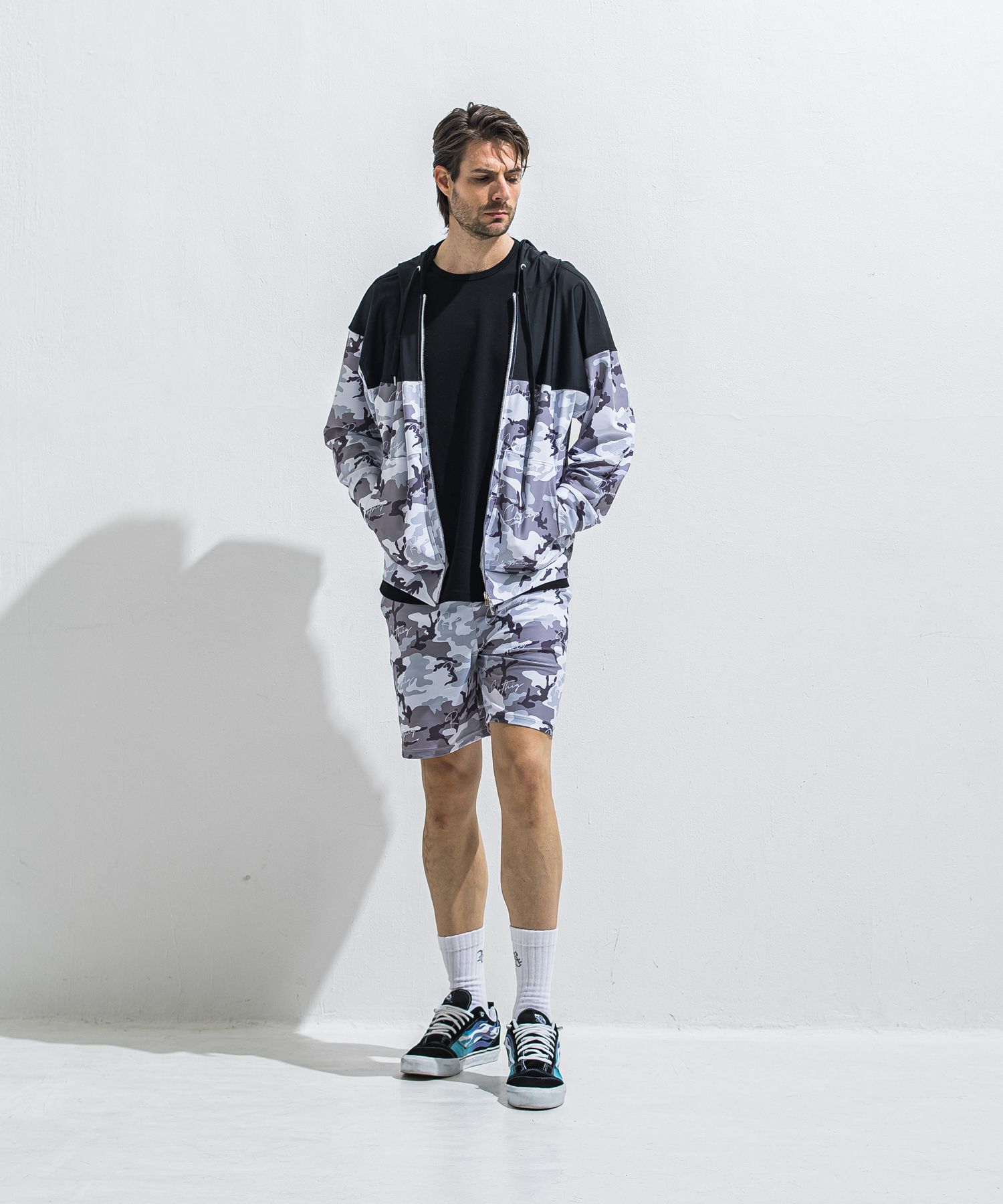 RUSH OVER ZIPUP HOODIE / RC40-C-001 / ラッシュガードパーカー / カモフラブラック (5月下旬入荷予定)