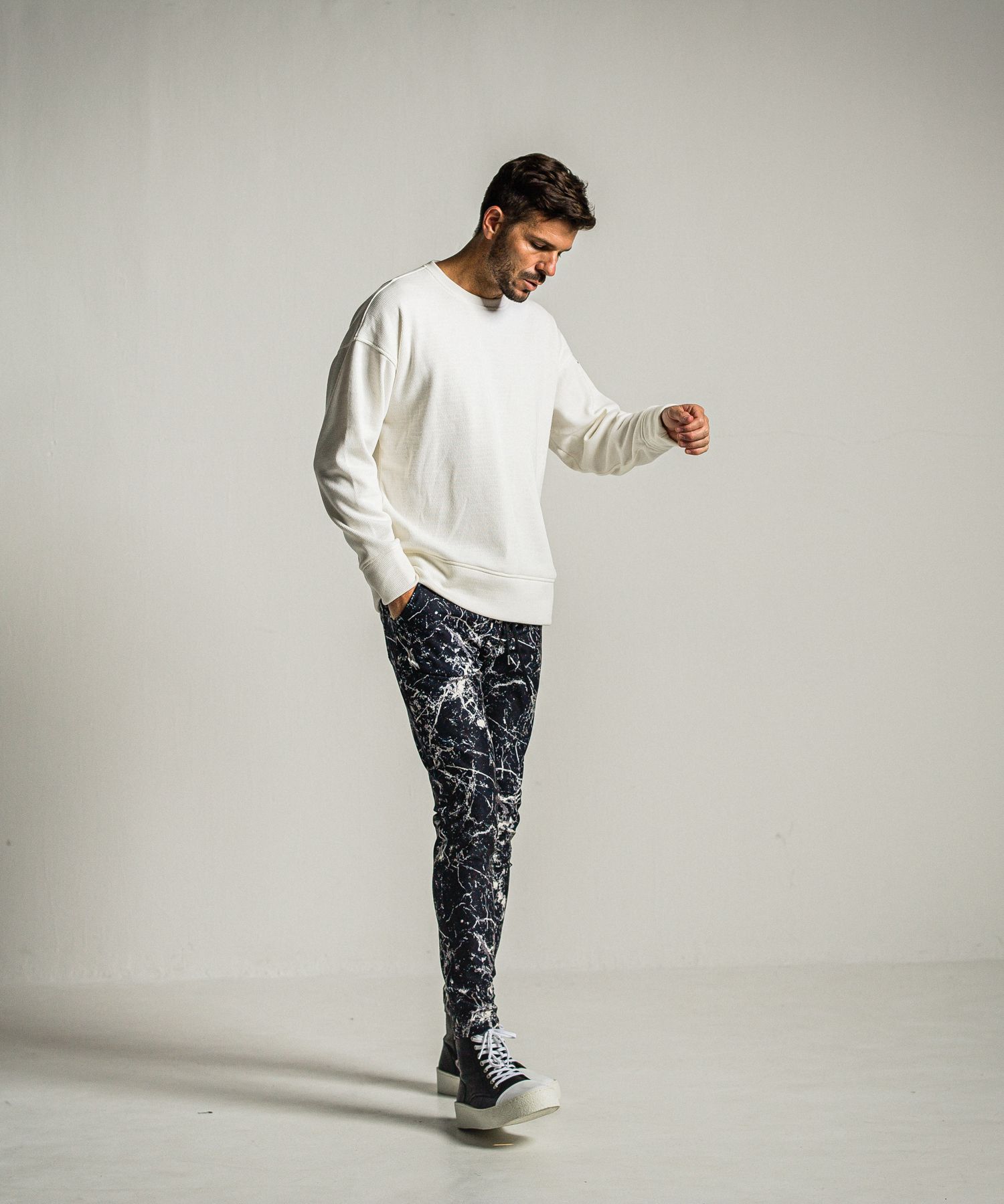 CHRIS EASY PANTS / RC34-ST-016 / ペイント柄イーシーパンツ / ブラック