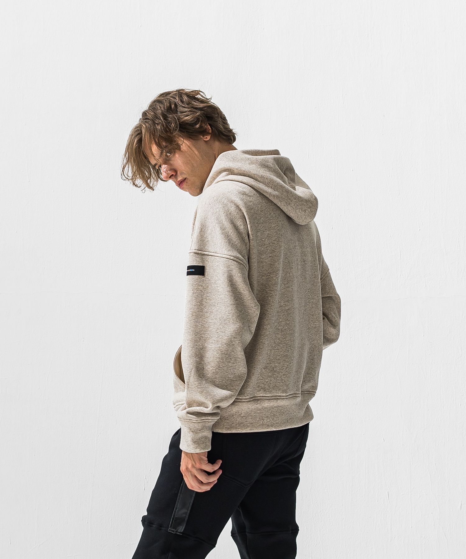 RC VELOURS FLEECE HOODIE / RC42-C-008 / 裏起毛RCロゴプルオーバーパーカー / ベージュ (11月上旬入荷予定)