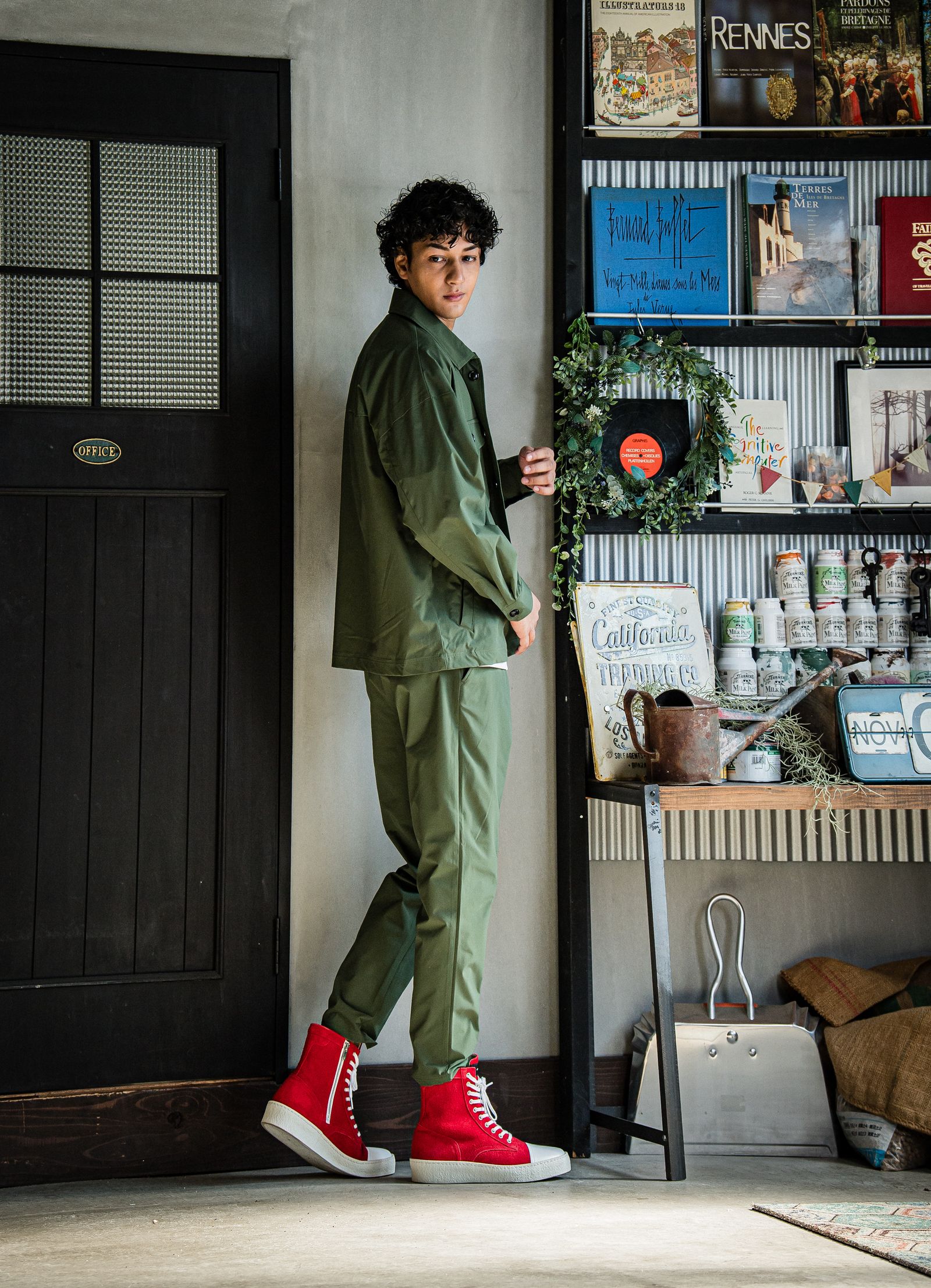 PAT WIDE EASY PANTS / RC31-ST-036 / ベルト付きテーパードワイドパンツ / ナイロンカーキ