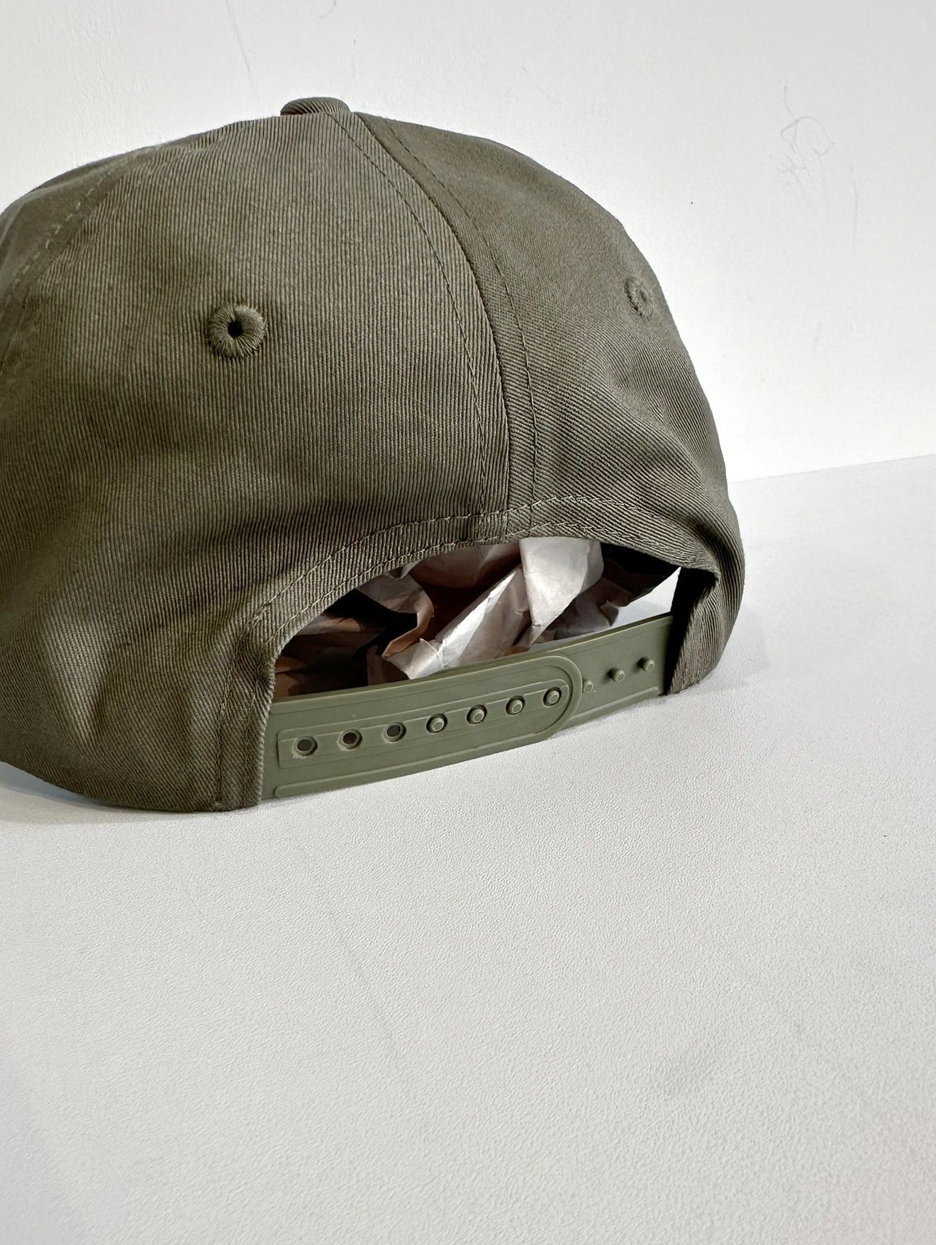 INSTITUTIONAL CAP / K510062 / インスティテューショナルロゴキャップ / カーキ