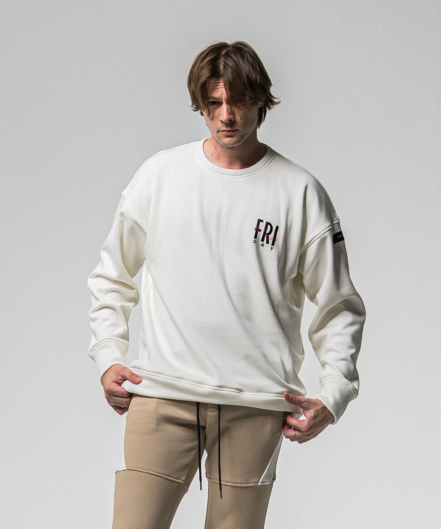 【FRIDAYコラボ】 FRIDAY STANDARD LOGO VELOURS FLEECE TRAINER / RCF1-C-004 / 裏起毛FRIDAYスタンダードロゴトレーナー / ホワイト (11月上旬入荷予定)