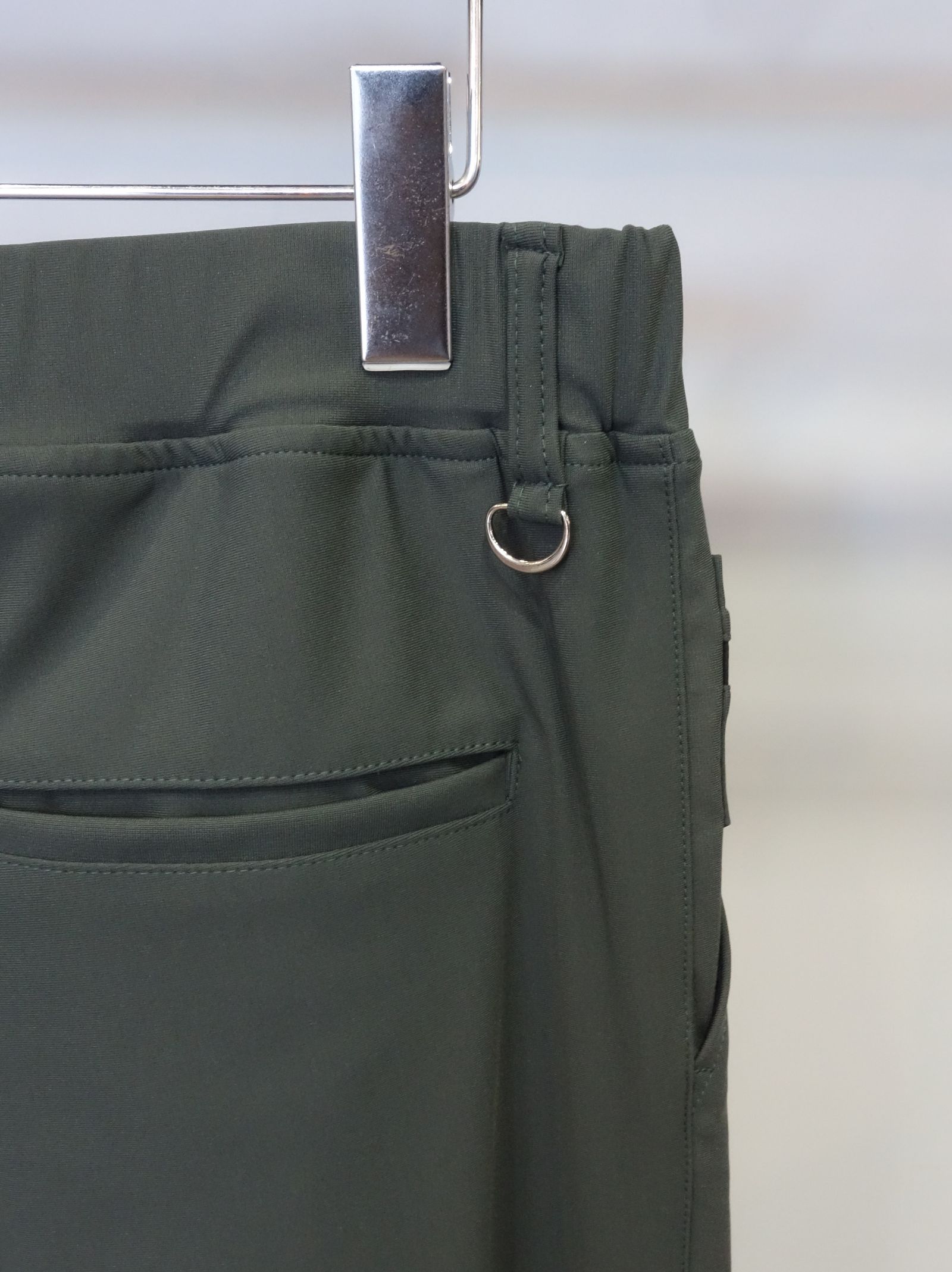 CHRIS EASY WIDE PANTS / RC25-ST-016W / ナイロンワイドパンツ / カーキ