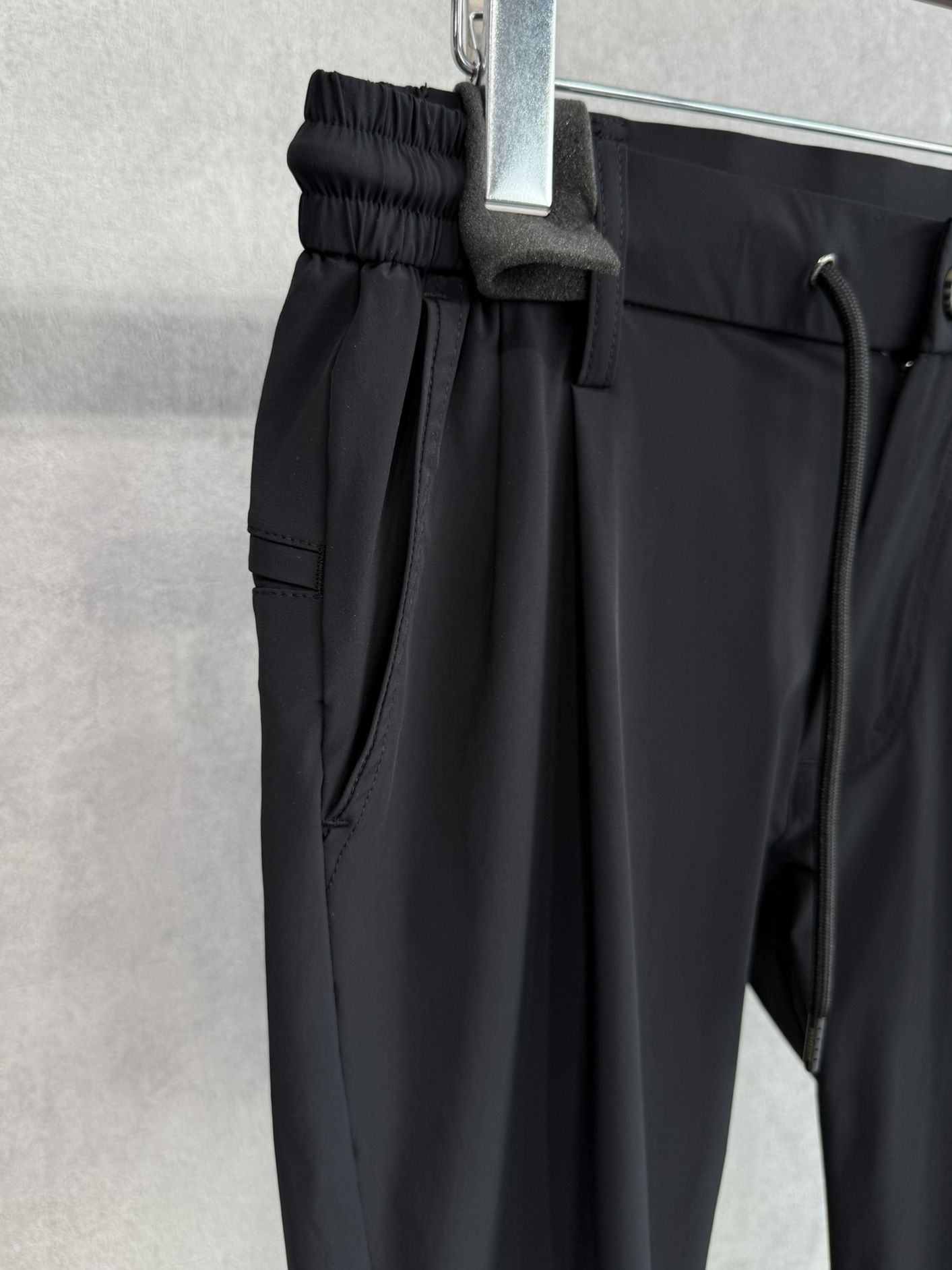 ストレッチナイロンセットアップ / uso-26062,usb-26062 / ブラック(無地)