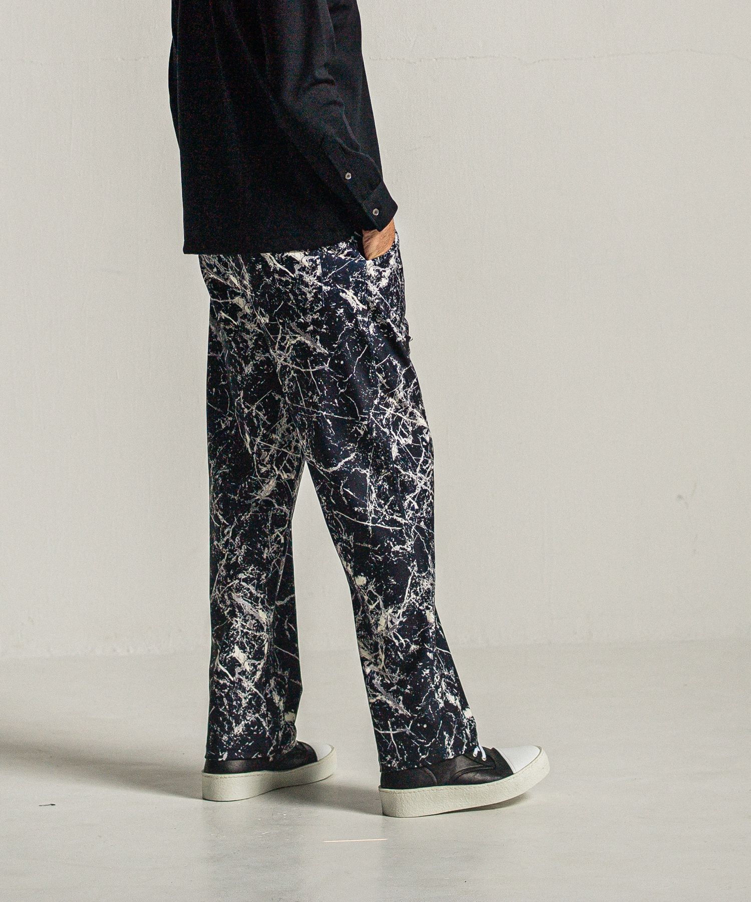 WIDE TUCK PANTS / RC34-ST-016WT / ペイント柄ワイドタックパンツ / ブラック