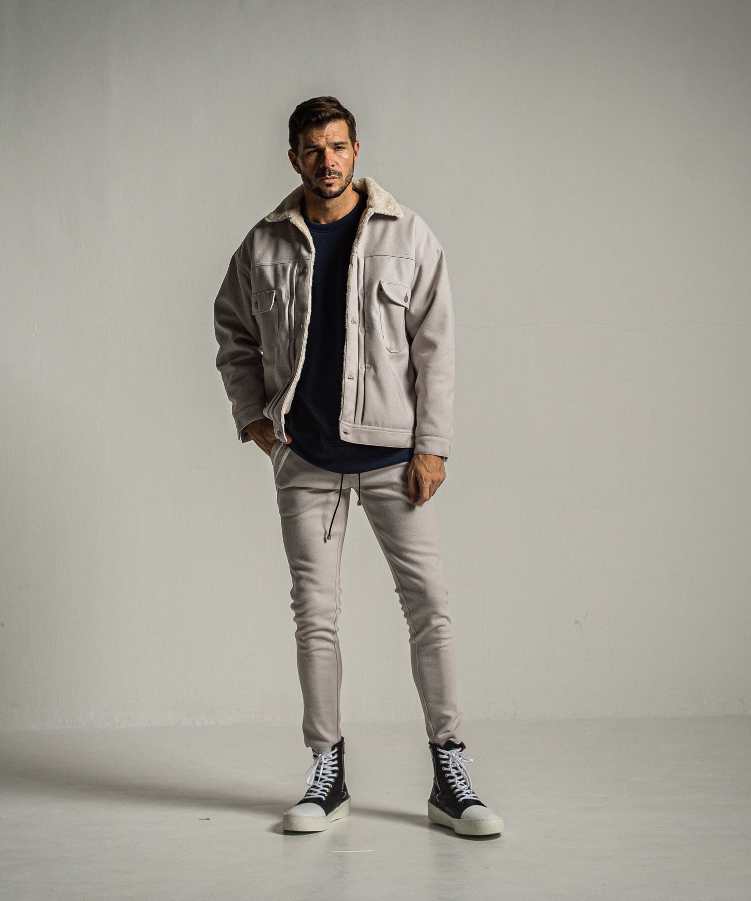 ID VELOURS FLEECE DROP TRAINER / RC34-C-004 / 裏起毛バックロゴトレーナー / ネイビー