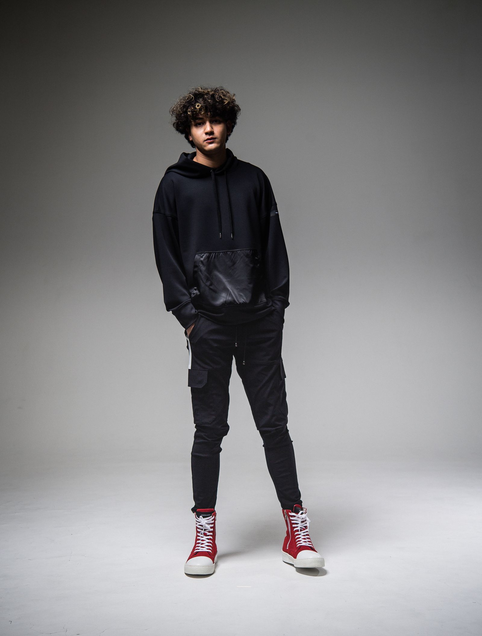 ANTIBACTERIAL NYLON LOOSE HOODIE / RC25-C-006 / ナイロンポケットパーカー / ブラック