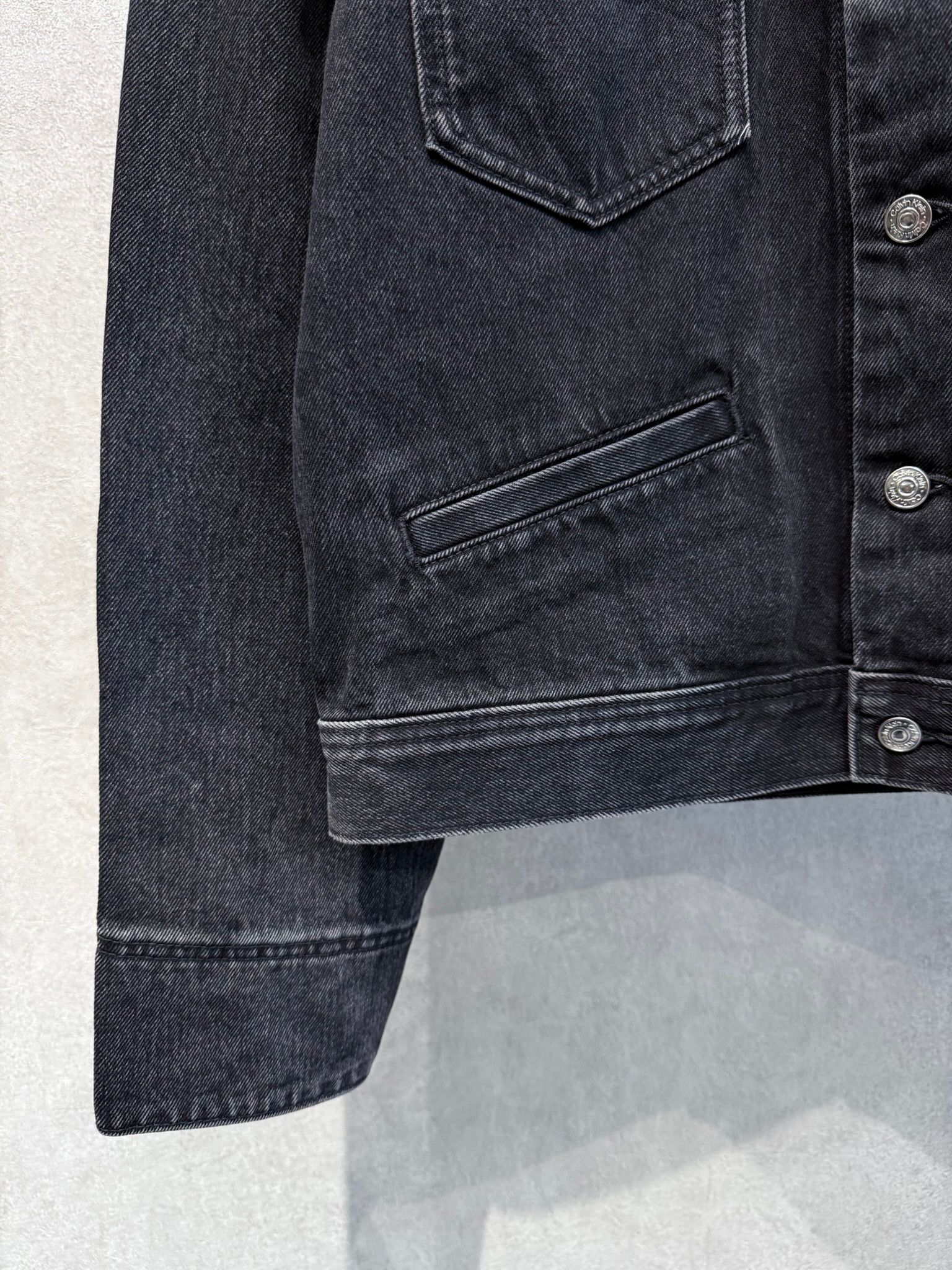 80s アイコントラッカー205ブラックシャインデニムジャケット / 4RD738G / 01H(ブラック)