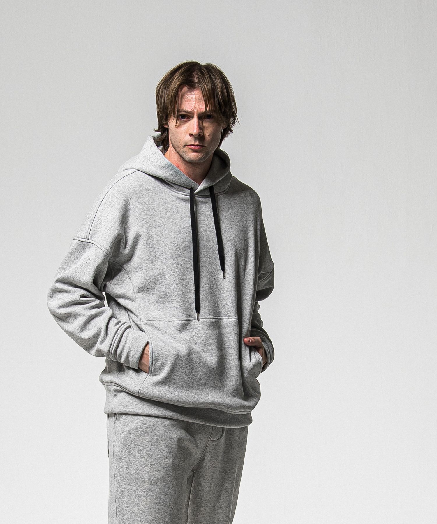 【FRIDAYコラボ】 FRIDAY OLD COVER VELOURS FLEECE TRAINER / RCF1-C-001 / 裏起毛FRIDAYオールドカバートレーナー / グレー (11月上旬入荷予定)