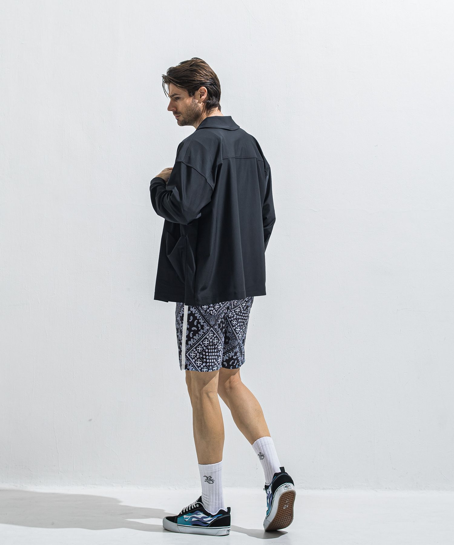 RUSH SHORTS / RC40-HP-002 / ラッシュガードショーツ / バンダナブラック (5月下旬入荷予定)