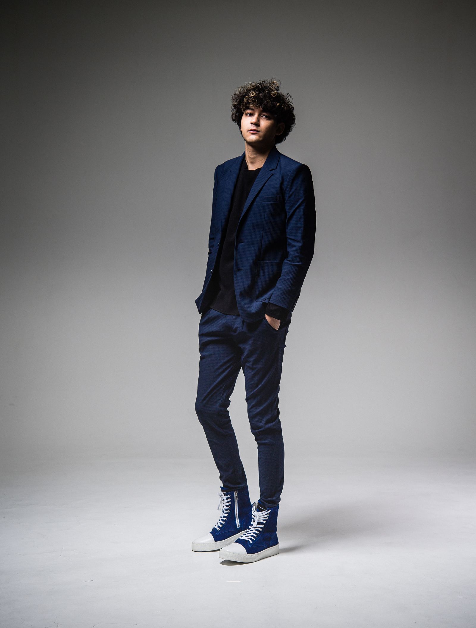 CHRIS EASY TUCK PANTS / RC25-ST-016T / リップルイージータックパンツ / ネイビー