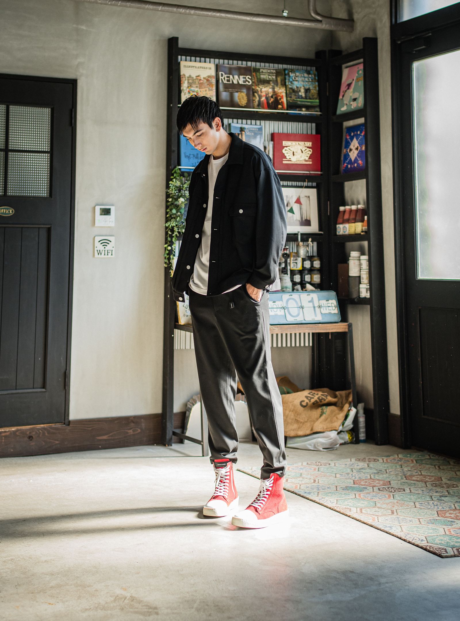 PAT WIDE EASY PANTS / RC31-ST-036 / ベルト付きテーパードワイドパンツ / ブラック