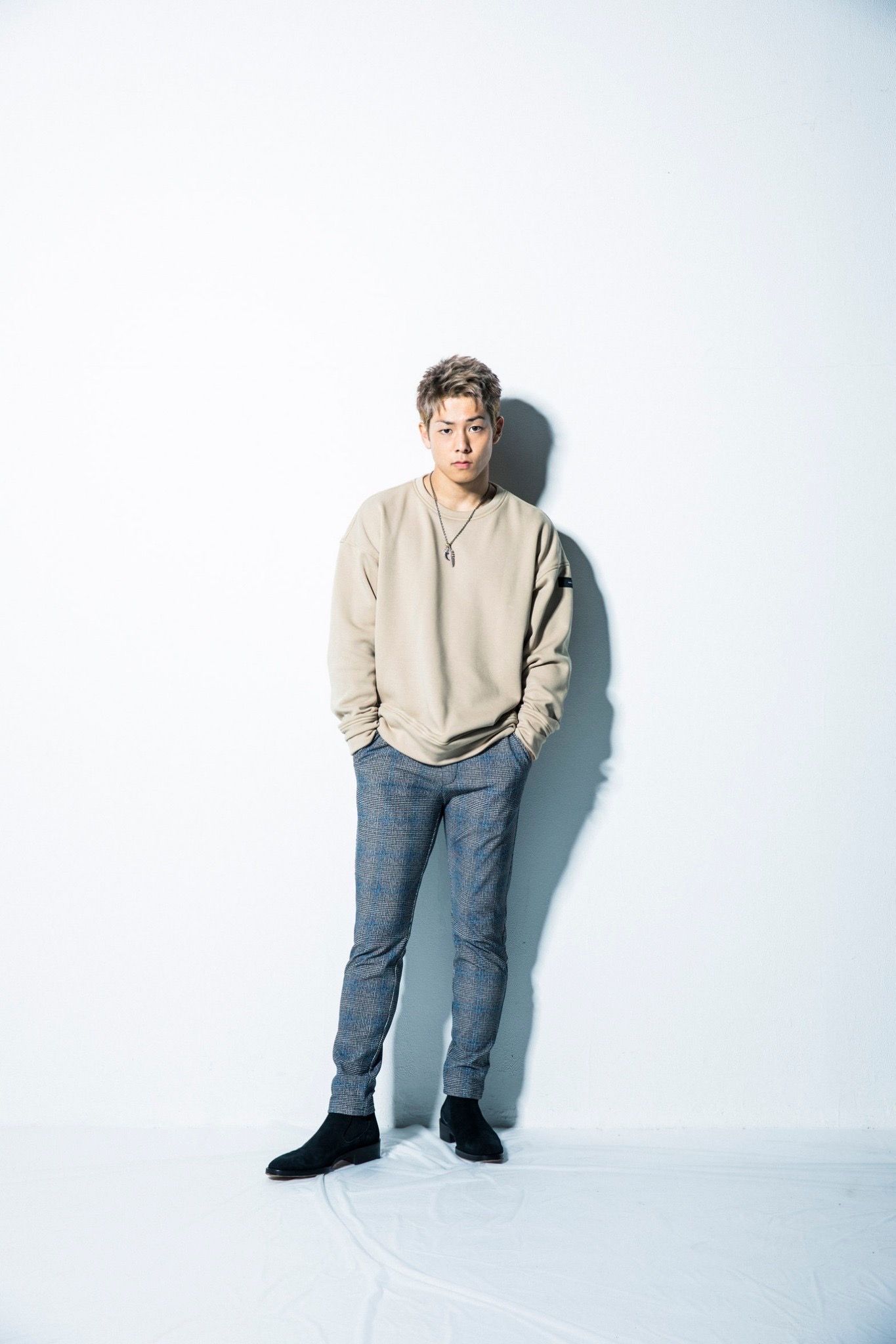 ID BACKROGO VELOURS FLEECE DROP TRAINER / RC26-C-002 / 裏起毛バックロゴトレーナー / ベージュ