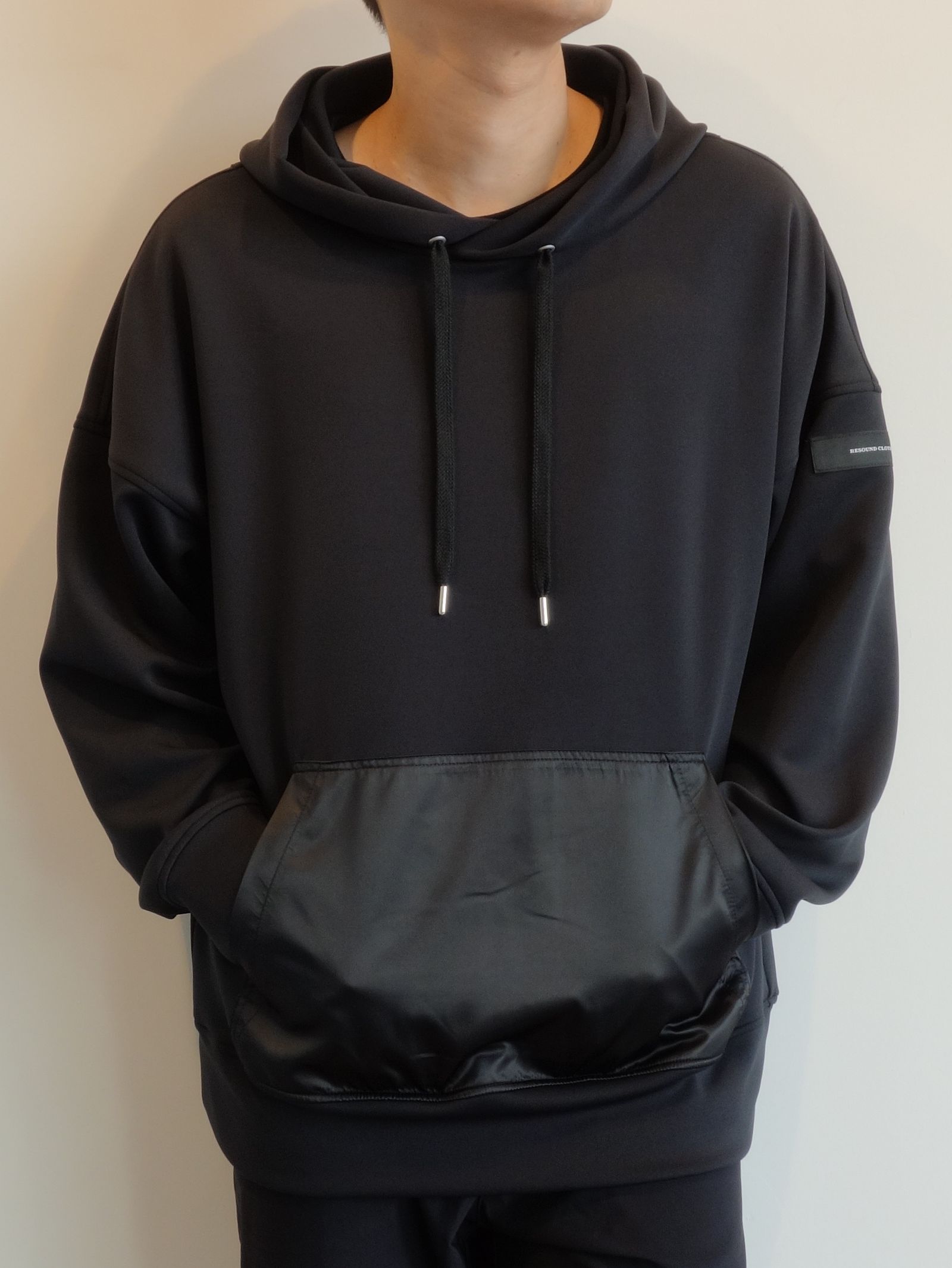 ANTIBACTERIAL NYLON LOOSE HOODIE / RC25-C-006 / ナイロンポケットパーカー / ブラック