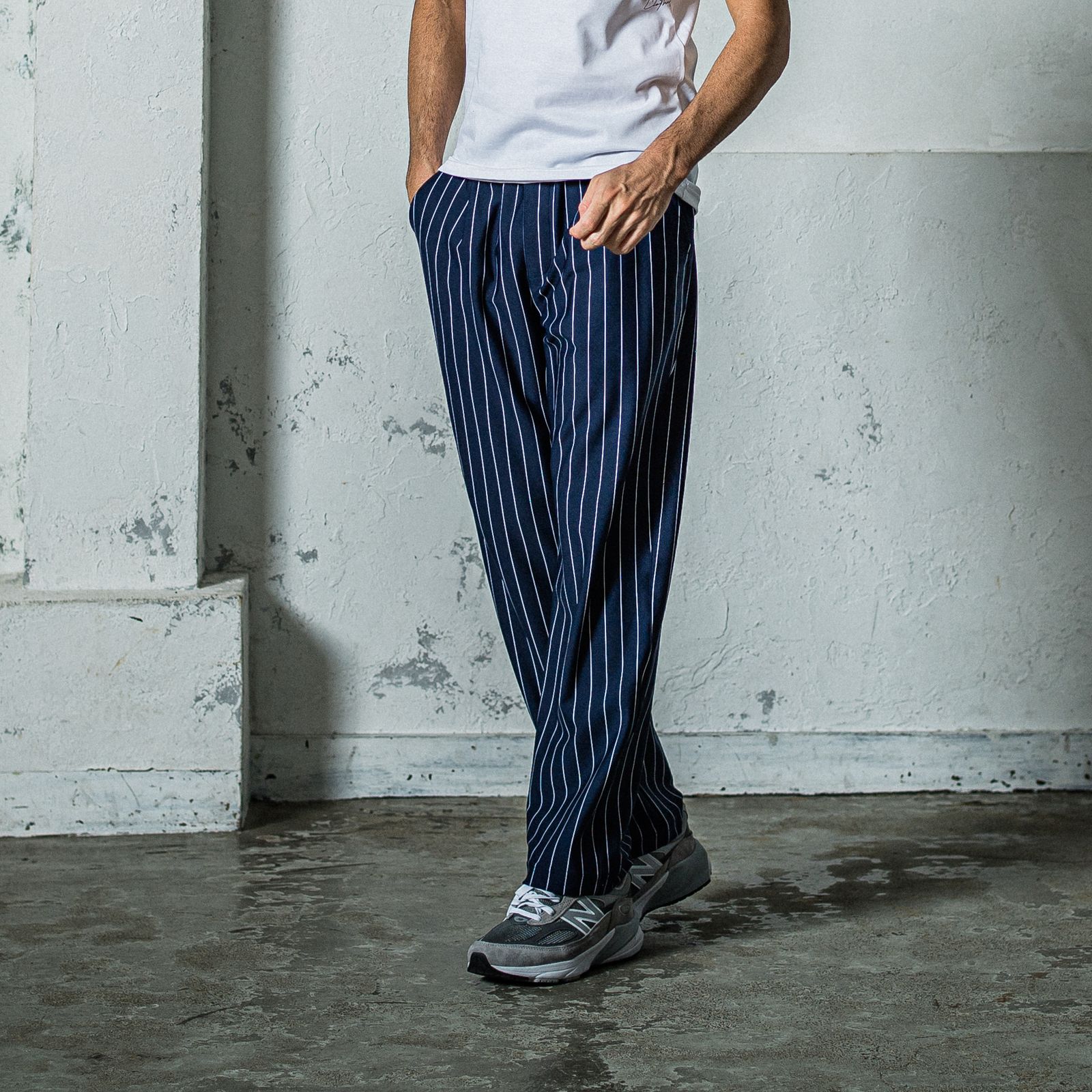 CHRIS EASY WIDE TUCK PANTS / RC35-ST-016WT / ワイドタックパンツ / ネイビーストライプ