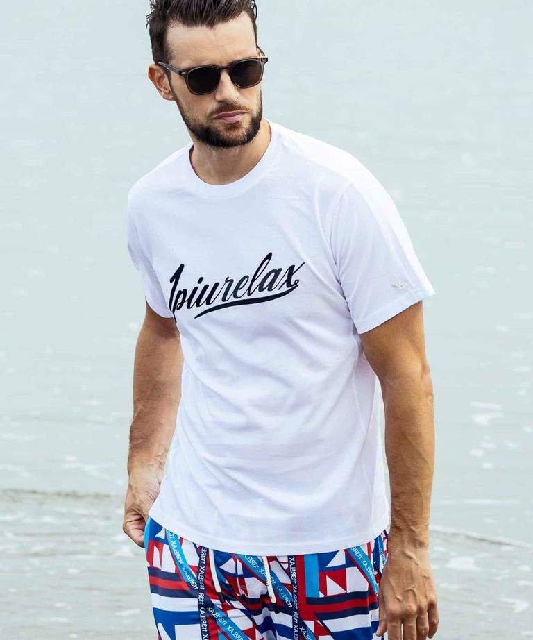 注目ブランド■1PIU1UGUALE3 RELAX■フローイングロゴ Tシャツ 1PIU1UGUALE3 RELAX - フローイングロゴ半袖Tシャツ / ust-24004