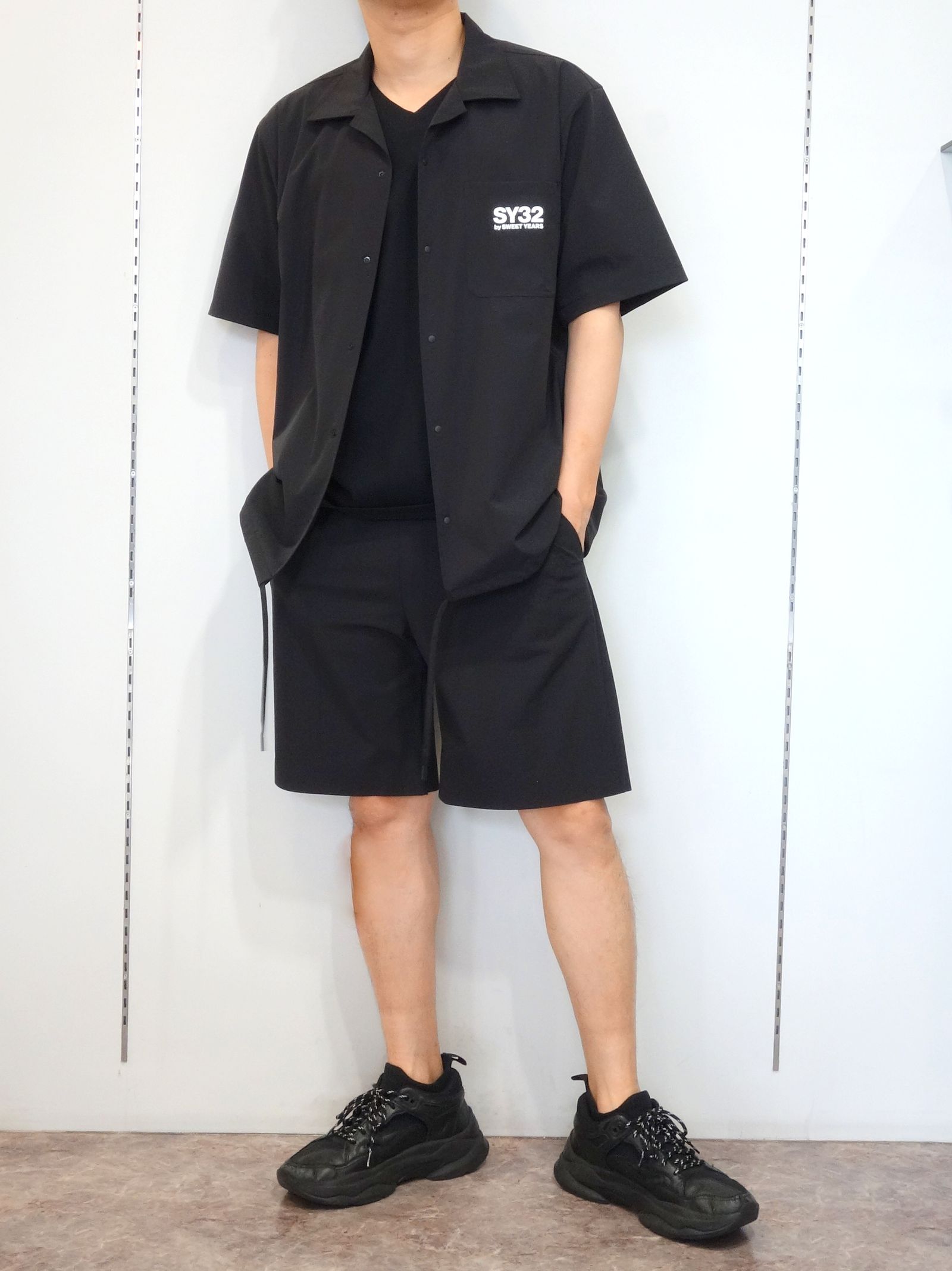 HIGH-TECH SHORT PANTS / 11451 / ハーフパンツ