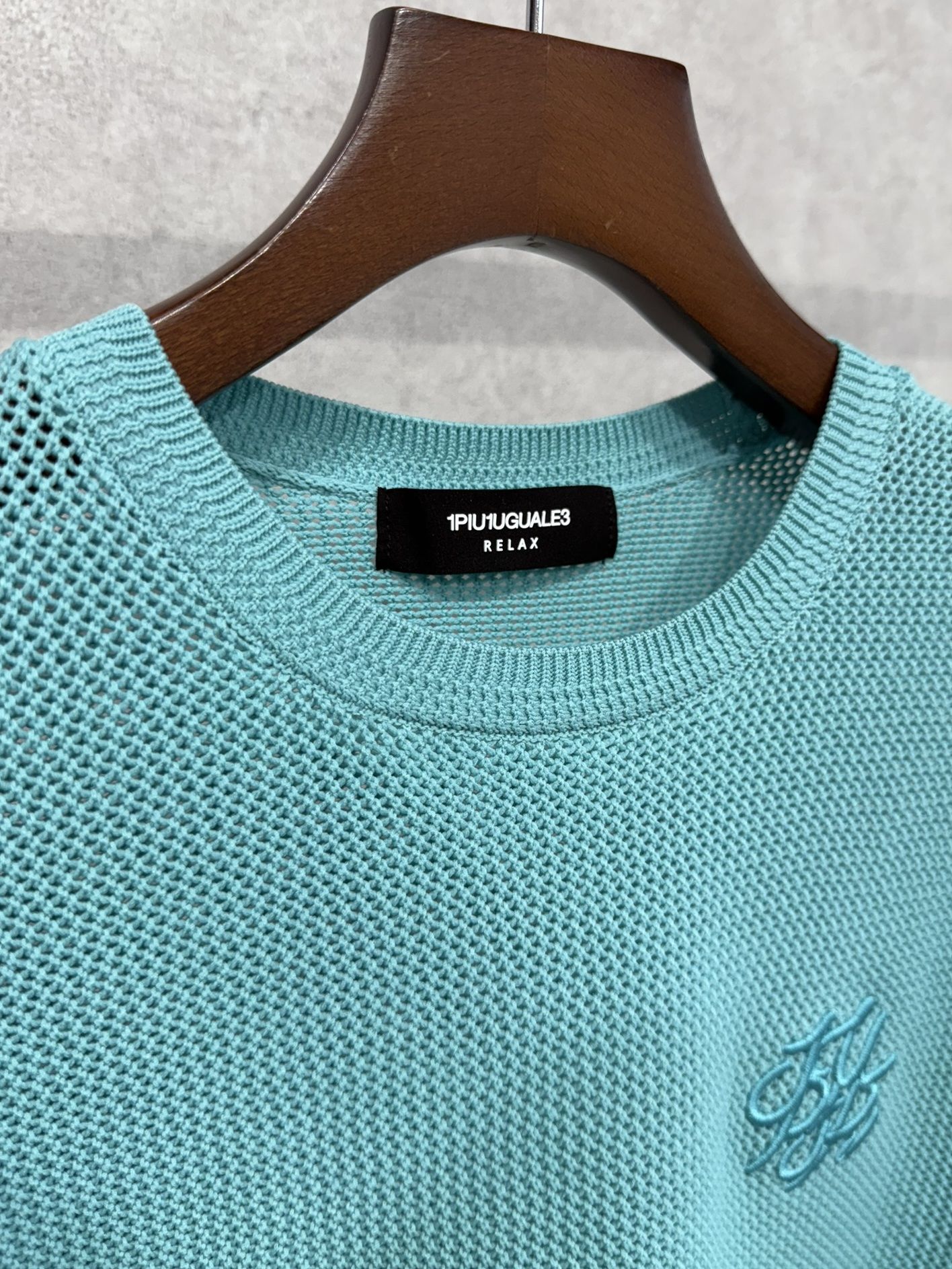 1PIU1UGUALE3 RELAX - ロゴアイコン半袖ニットTシャツ / usk