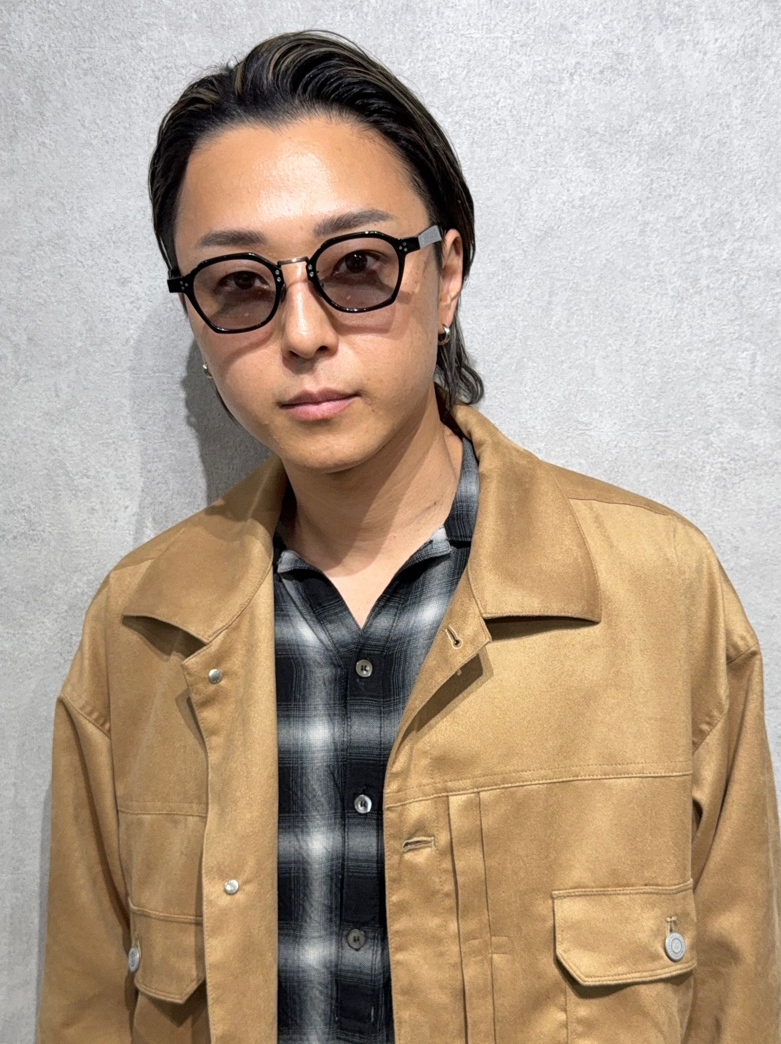 NEW. Revision R-8 / サングラス / ブラック