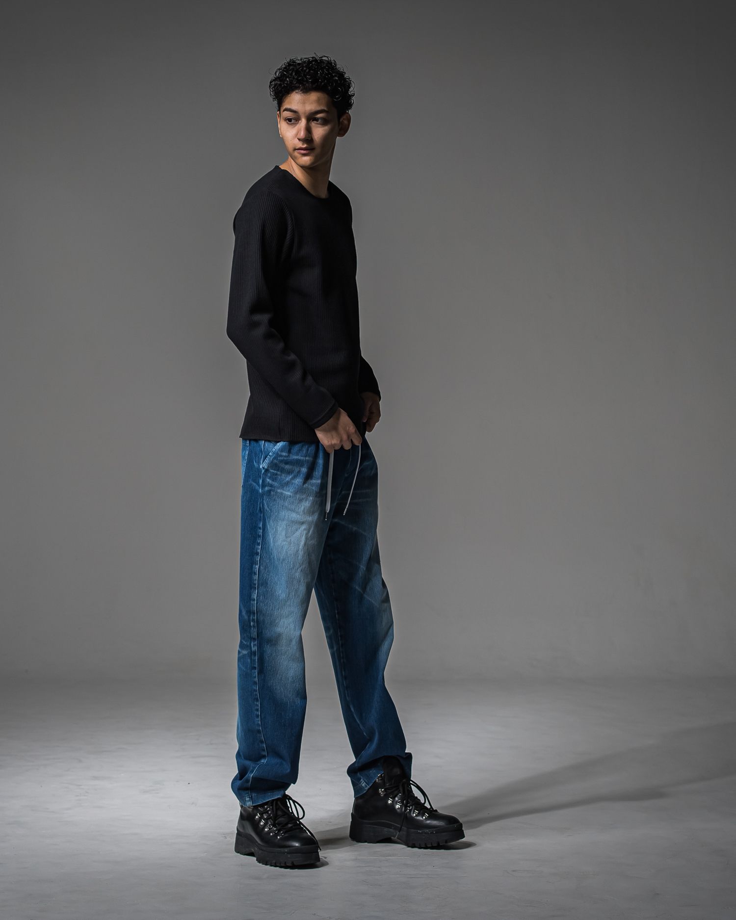 CUTOFF RAIL LONGSLEEVE / RC37-C-001 / レールカットソー / ブラック (9月中旬入荷予定)
