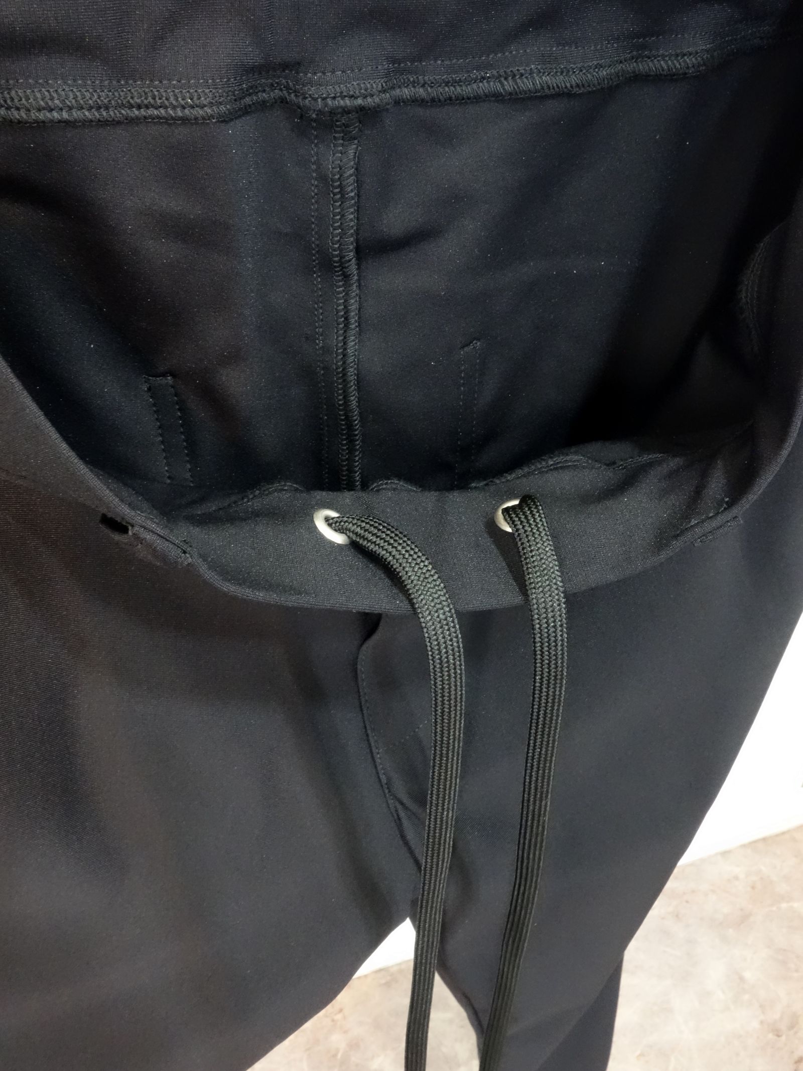 CHRIS EASY PANTS / BASIC-ST-016 / ナイロンイージーパンツ / ブラック