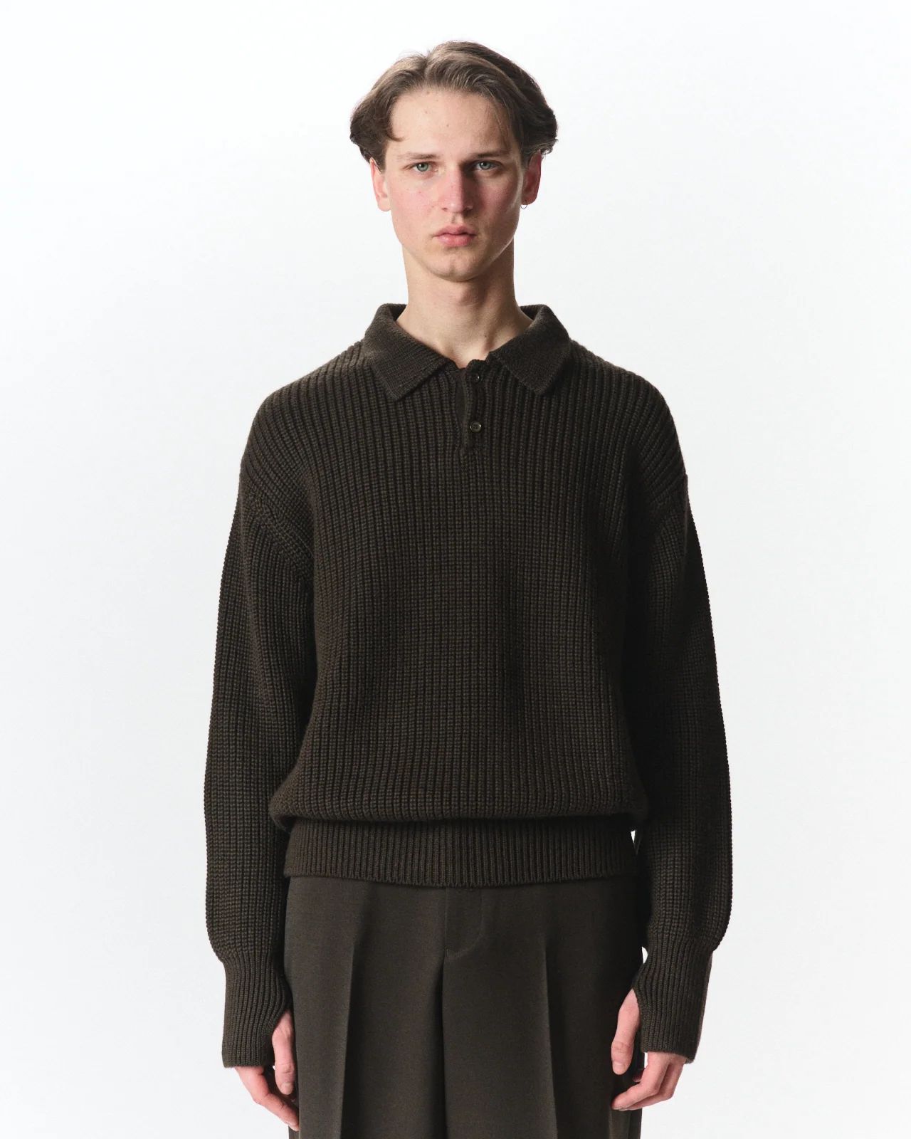 マーカウェア 26AW RIBBED POLO COLLAR JUMPER(A26C24SW02C)DARK OLIVE☆新作発売！