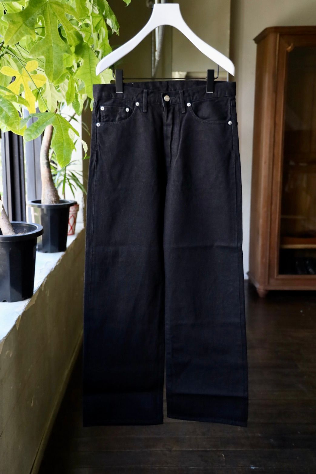 グラフペーパー25AW Selvage Denim Five Pocket wide Straight Pants(GU253-40059RB)BLACK_WASHED
