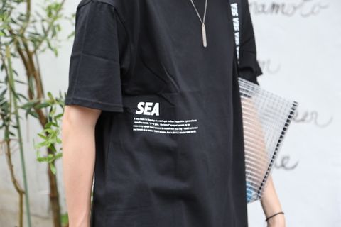 WIND AND SEA SEA "ornament"PHOTO (SATIN) T-SHIRT(WDS-20S2-CS-08)"BLACK"style.2020.7.10