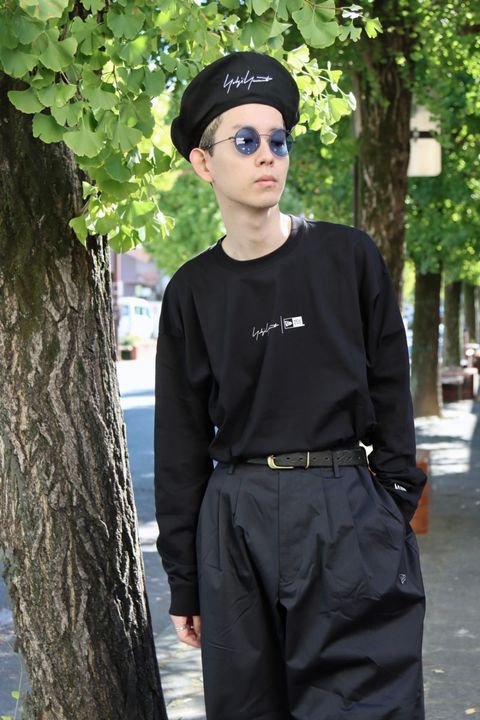 Yohji Yamamoto×NEWERA サイドテープパンツスタイル