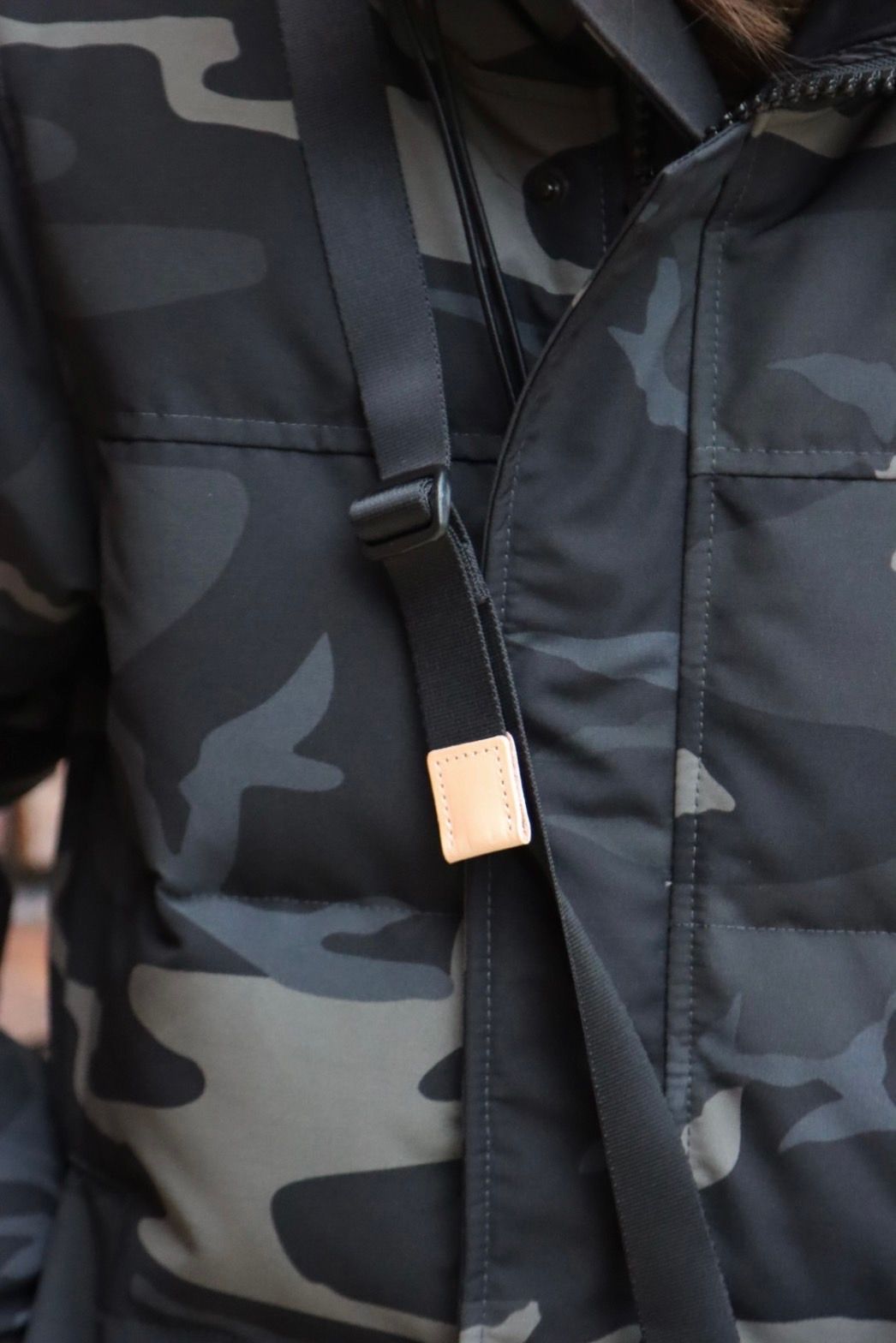 CANADA GOOSE MACMILLAN PARKA BLACK LABEL PRINT style.2023.1