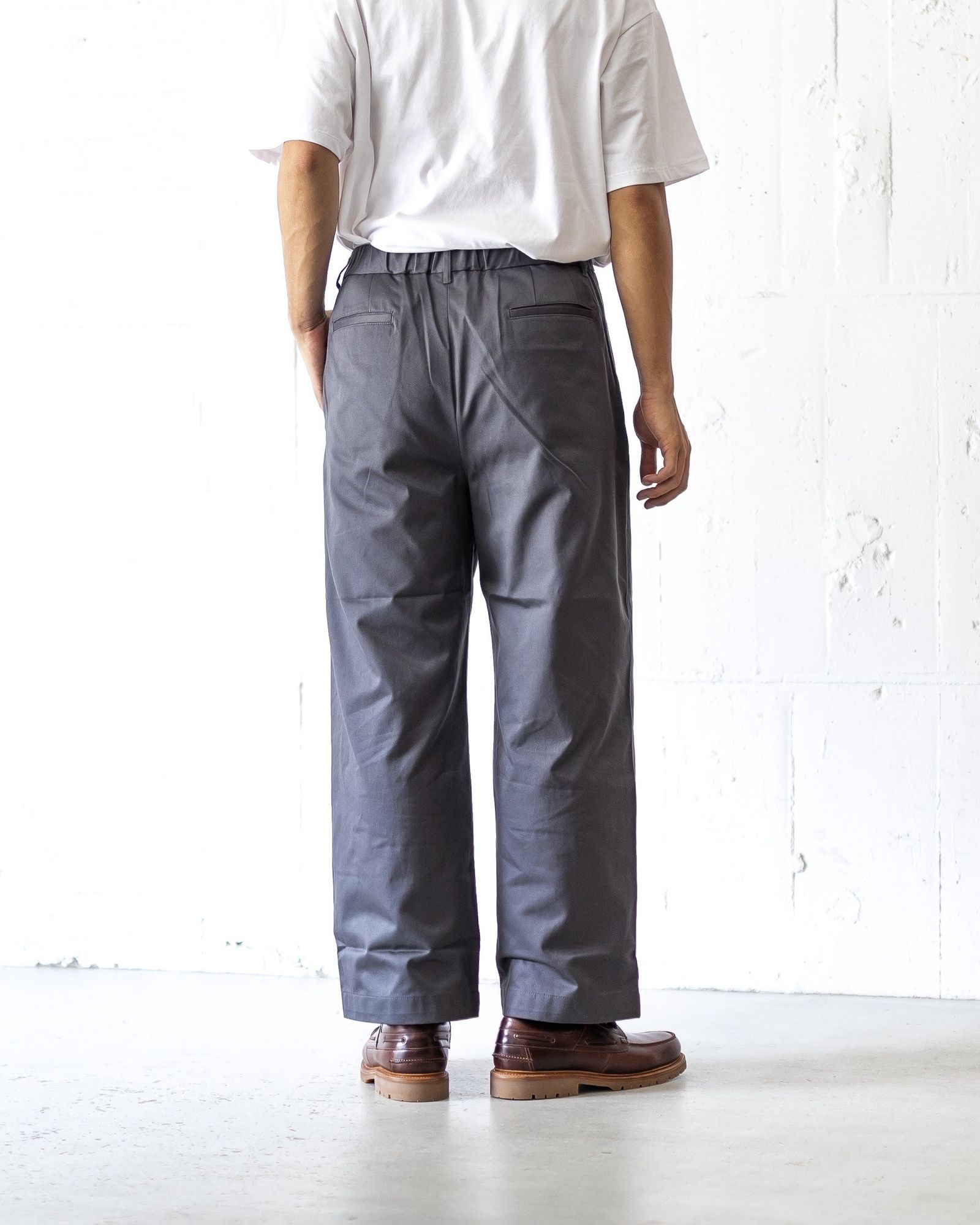 パンツ Graphpaper  Chino Wide Straight Trousers Graphpaper (グラフペーパー) Suvin Chino Tuck Tapered Pants