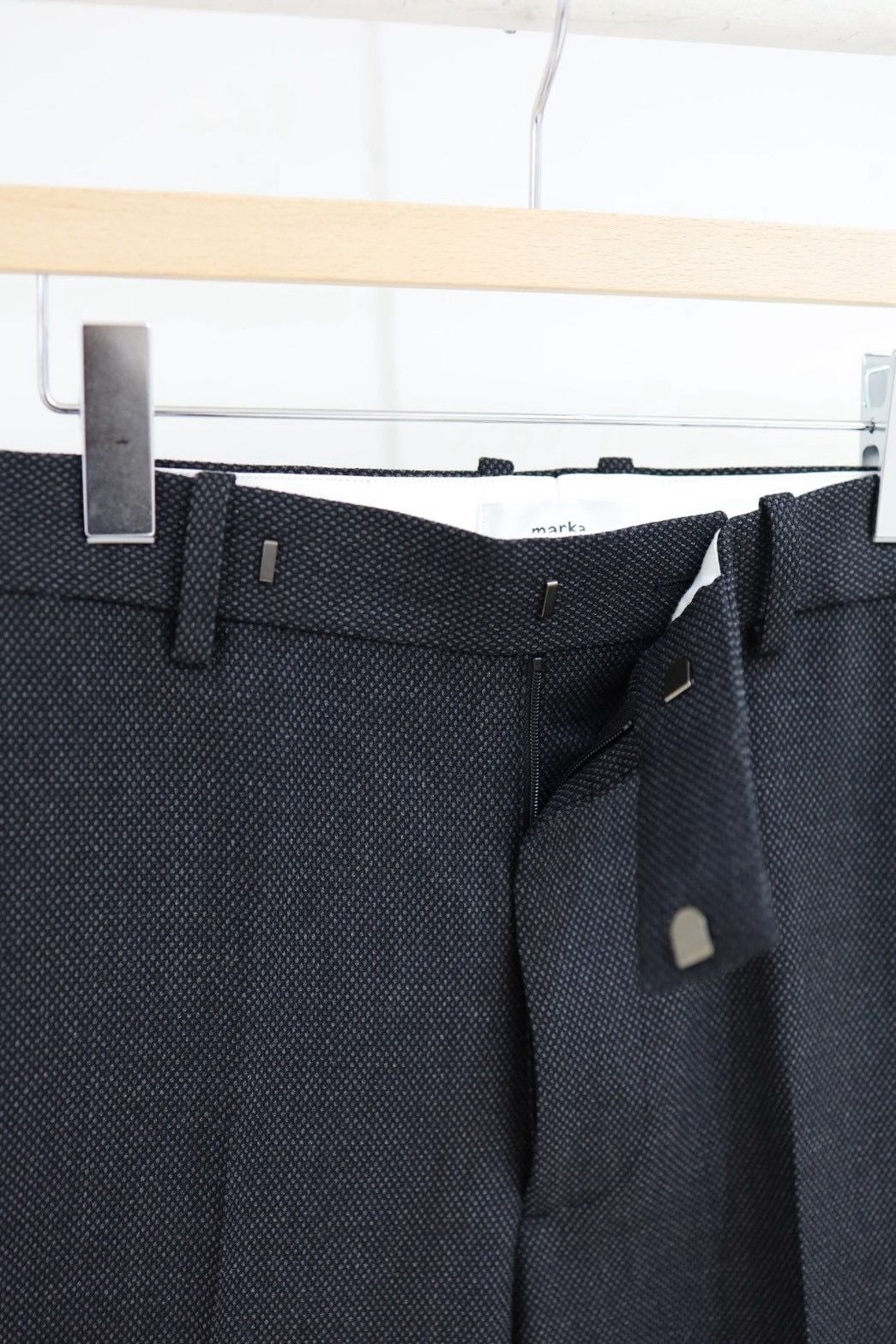 マーカ 26AW REGULAR FIT STRAIGHT TROUSERS(M26C10PT03C)GRAY BIRD’S-EYE☆新作発売！