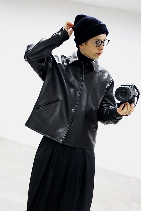 A.PRESSE Leather Coach Jacketスタイル