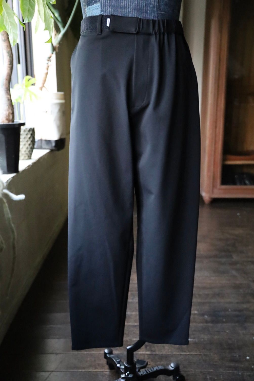 グラフペーパー25AW Compact Ponte Chef Pants (GM253-40040B)BLACK