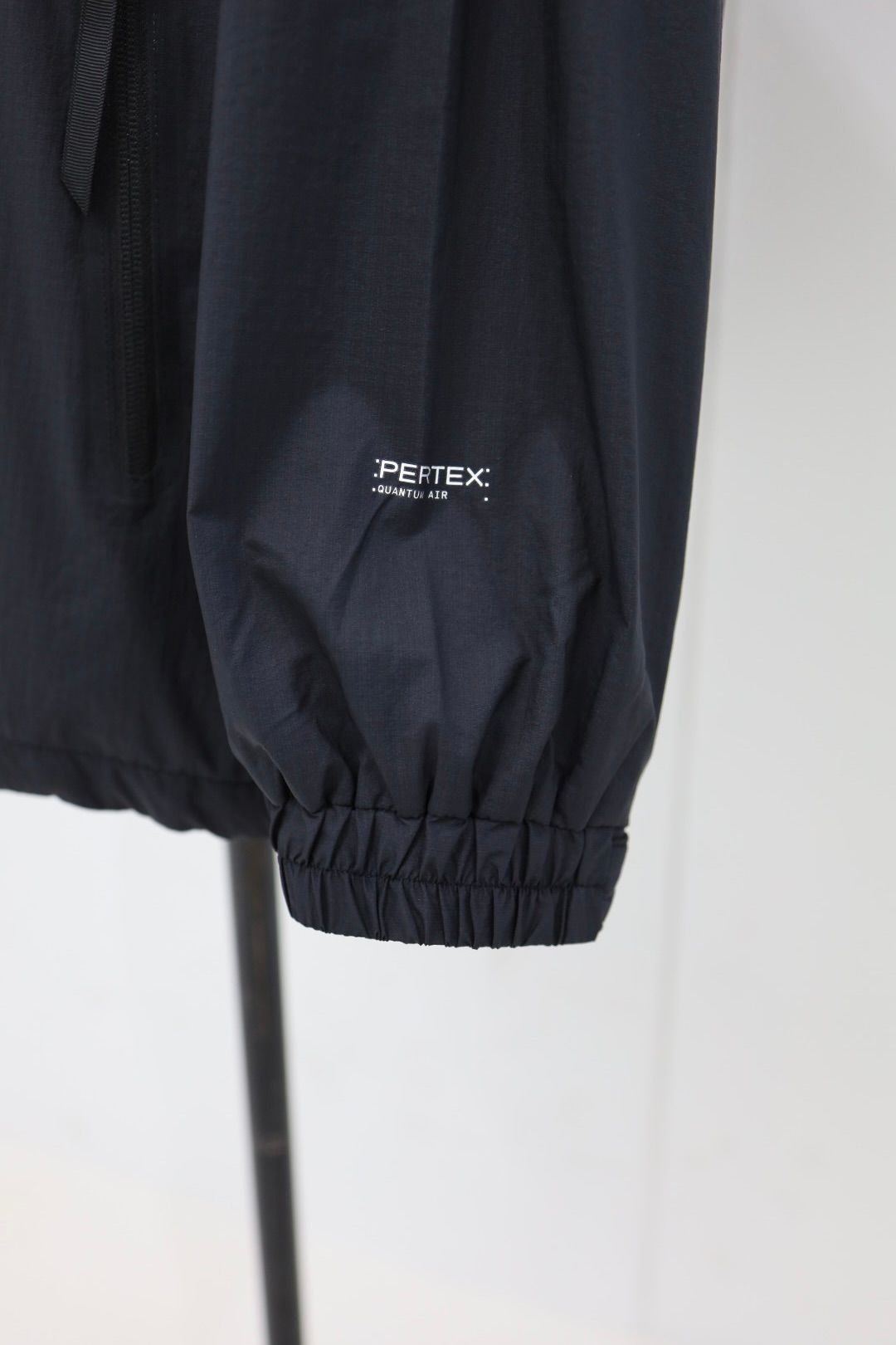 グラフペーパー PERTEX® QUANTUM AIR Light Thermo Blouson(GM263-30281)BLACK☆9月26日(土)発売！