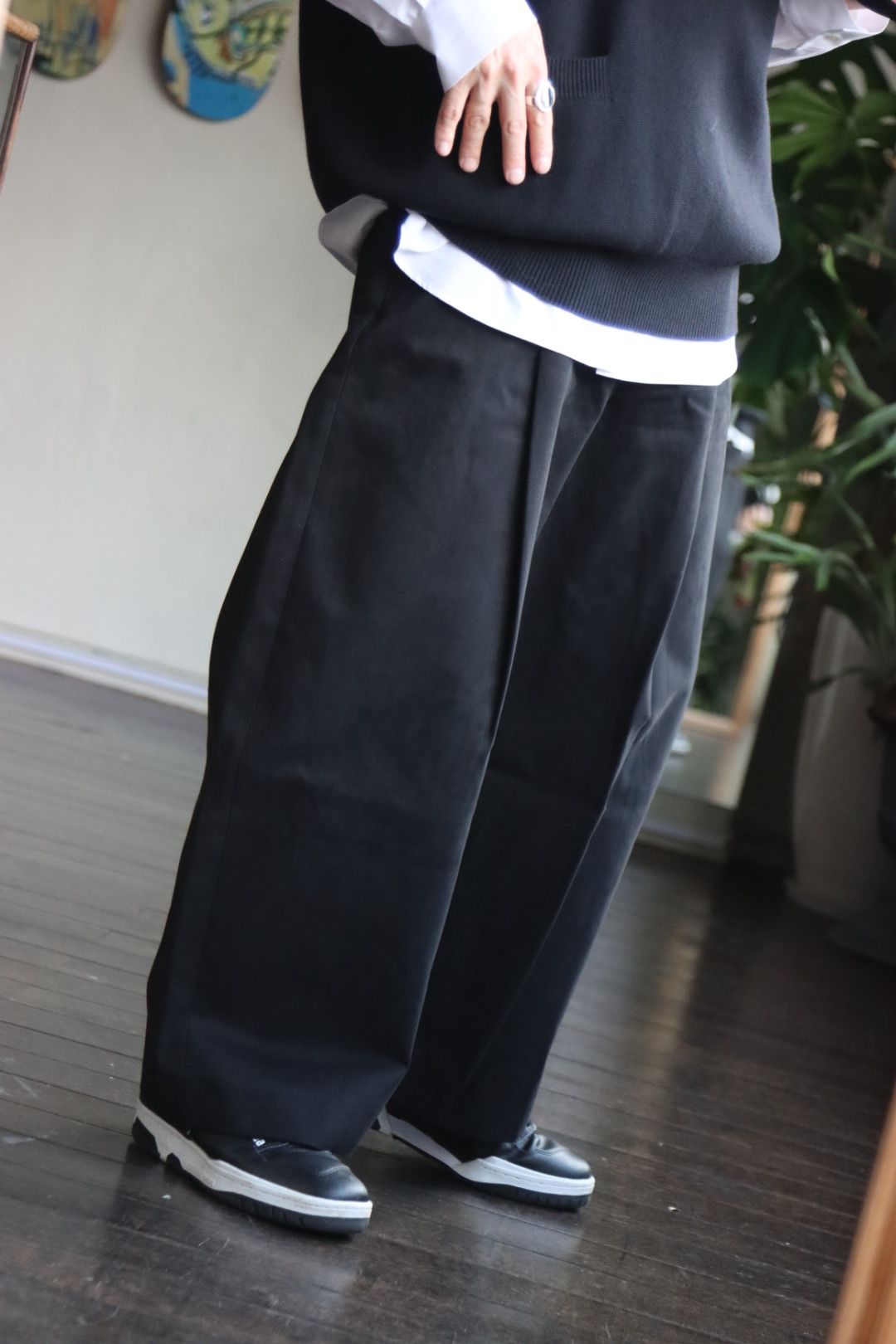 スタジオニコルソン23SS 12GG KNIT VESTスタイル.2023.1.18.