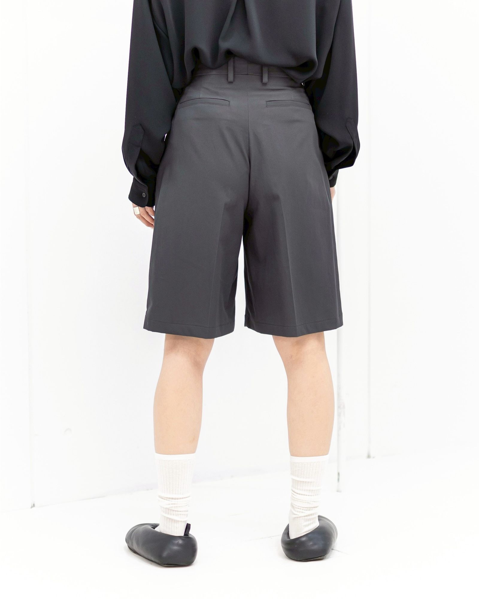 Graphpaper 26SS Women's Brushed Cotton Gabardine Shorts(GL261-40397)CHARCOAL☆2月7日(土)発売！