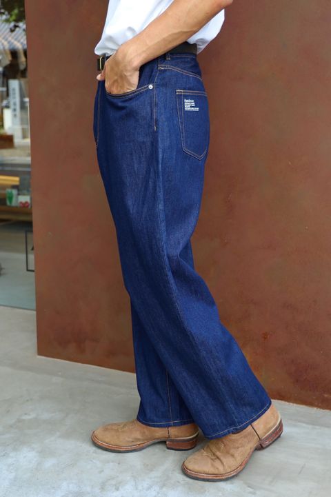 FreshService CORPORATE BLOUSON & FIVE POCKET PANTS スタイル