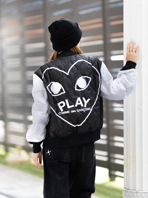 PLAY COMME des GARCONS 新作BLACKエンブレムキルティングジャケット style.2026.8.21