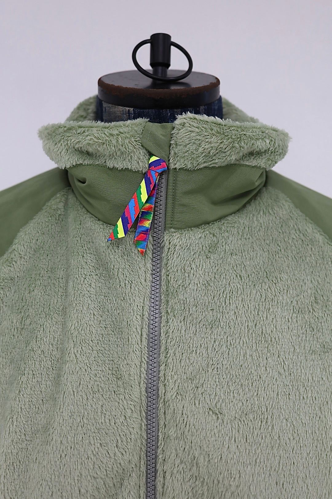 イズネス26AW  POLARTEC Fleece Jacket(26AW_31_1008AWFLEECE01)KHAKI☆10月10日(土)発売！