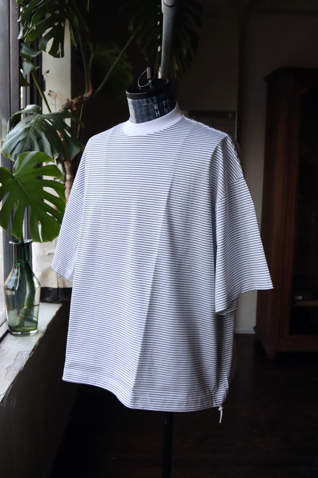 イズネス24SS BALLOON BORDER SHORT SLEEVE T-SHIRT (31SSSH05-3)WHITE×NAVY BORDER