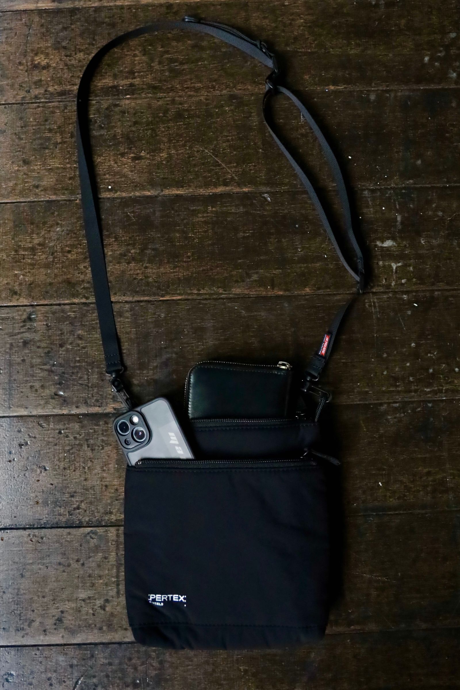 グラフペーパー PERTEX SHIELD Padded Sacoche_S(GU243-90306)BLACK