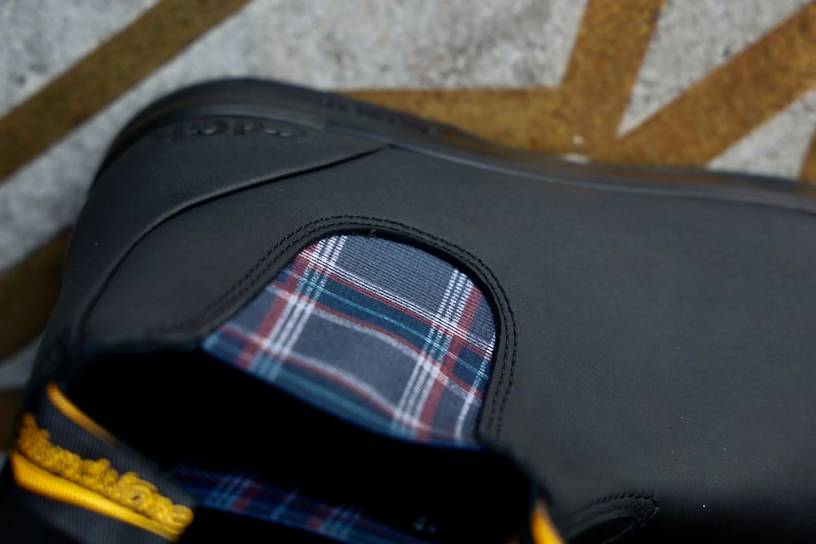 コムデギャルソンオム25FW BLUNDSTONEサイドゴアブーツ(HP-K103-001)BLACK☆新作発売！