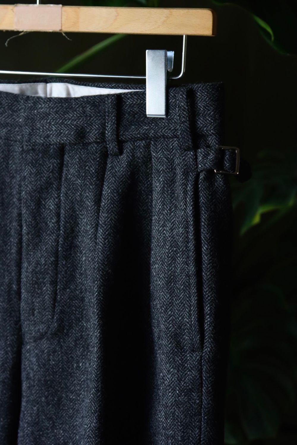 アプレッセ Tweed Two Tack Trousers(22AAP-04-11H)CHARCOAL