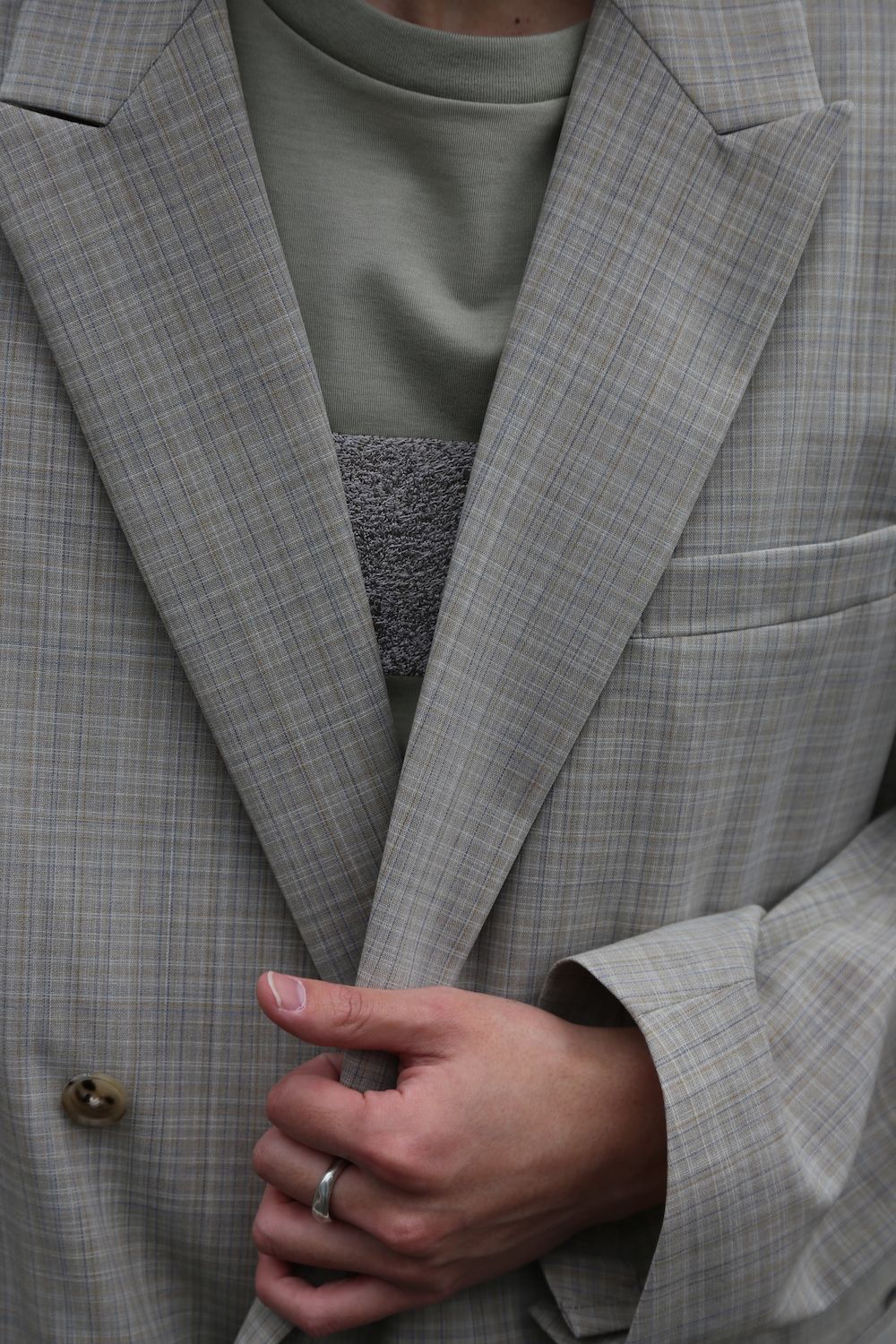 YOKE SIDE OPEN COUBLE-BREASTED JACKET(YK21SS0193J) style. 2021.04.23.