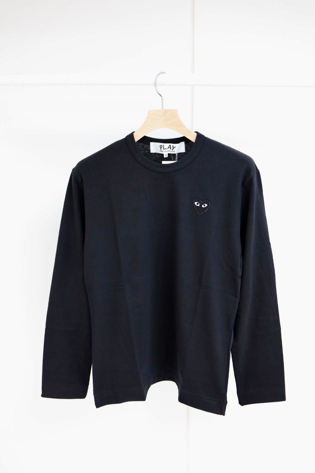 PLAYプレイコムデギャルソン ワンポイントロングスリーブTシャツ(BLACK×BLACK HEART)☆11月1日(土)発売！