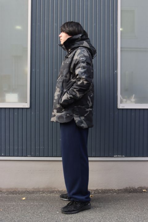 CANADA GOOSE MACMILLAN PARKA BLACK LABEL PRINT style.2022.12.3